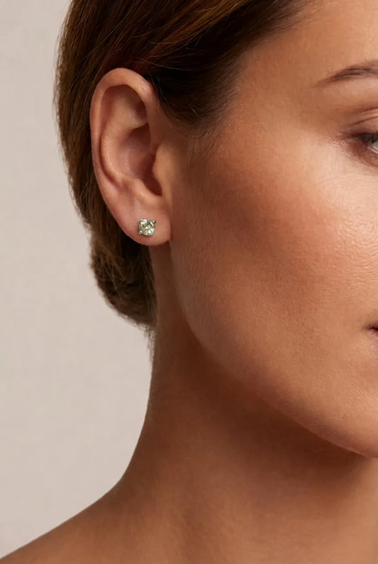 AÏNE Veil Beryl Studs White Gold