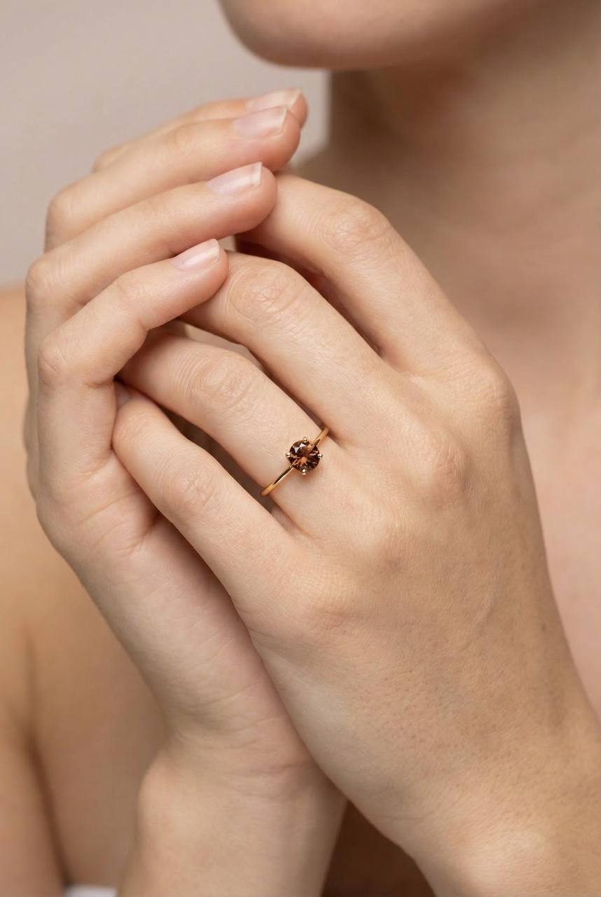AÏNE Wine Topaz Ring in Yellow Gold