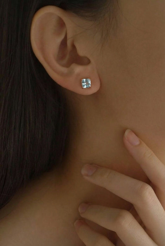 AÏNE Blue Topaz Studs Rose Gold