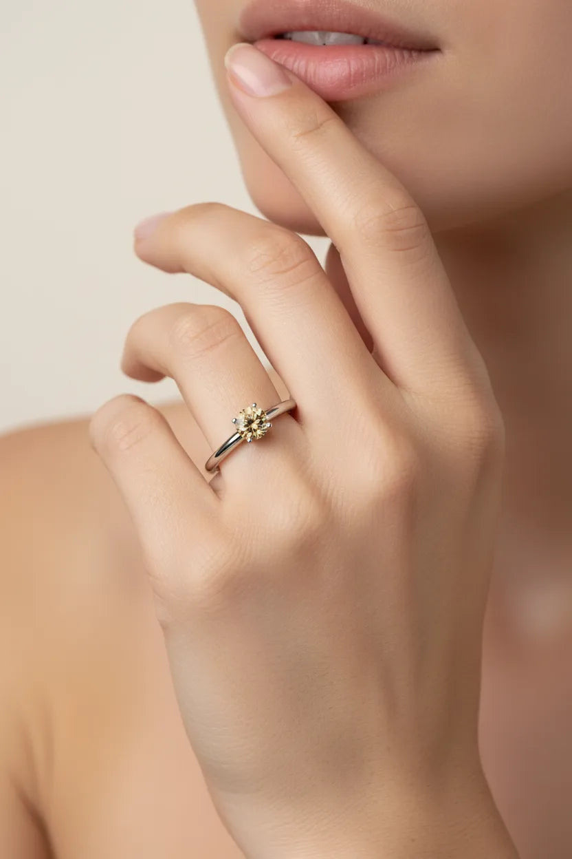 AÏNE Wine Topaz Ring White Gold