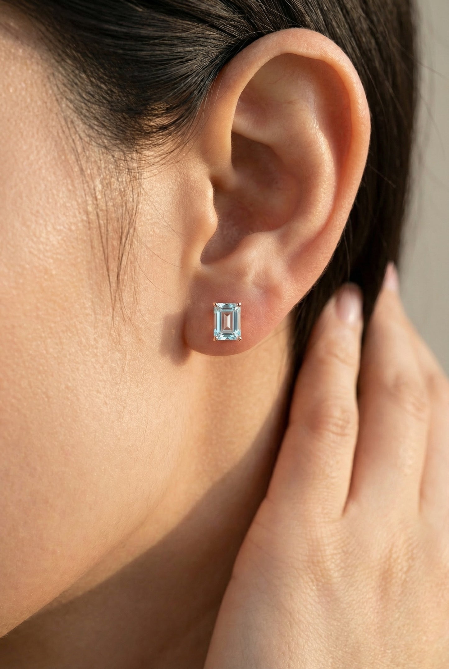 AÏNE Sheer Topaz Studs Rose Gold