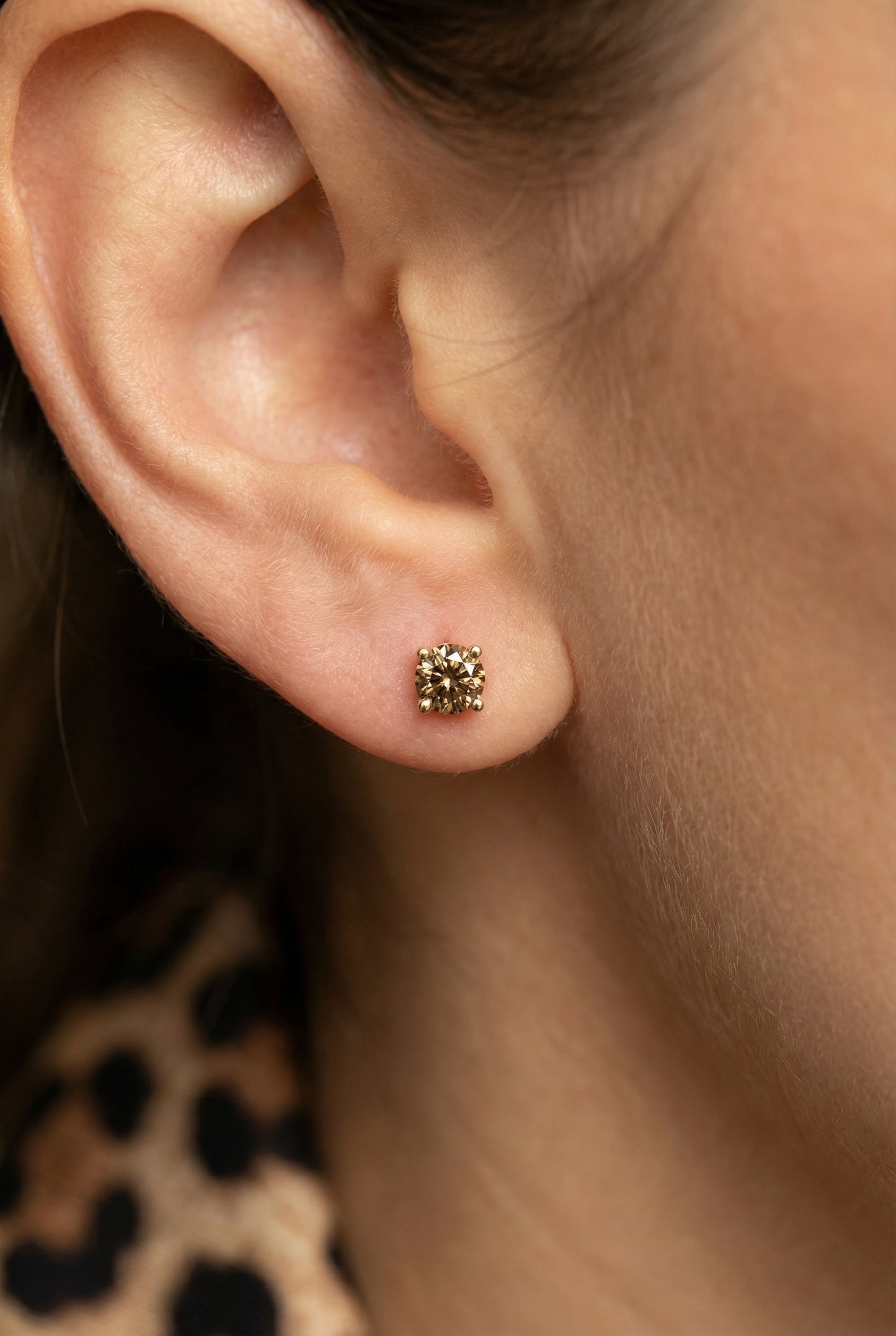 AЇNE Wine Topaz Studs